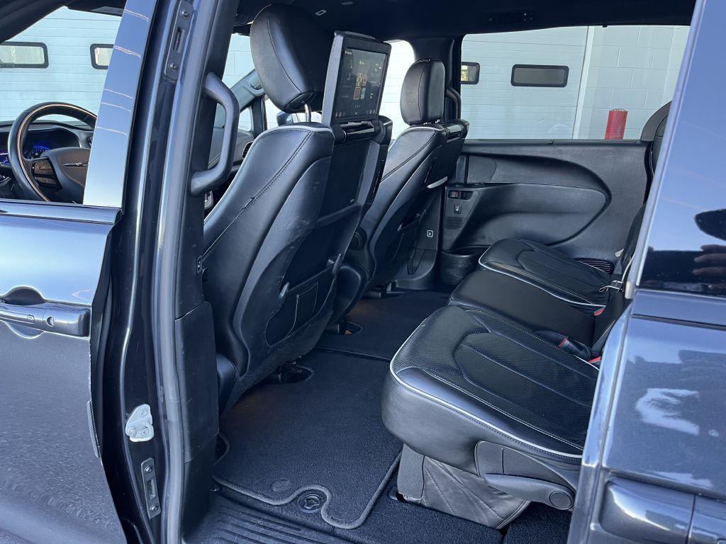used 2019 Chrysler Pacifica car, priced at $16,791