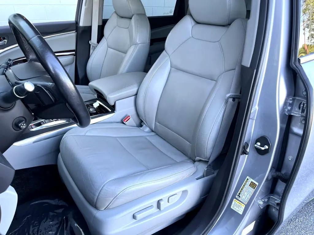 used 2016 Acura MDX car, priced at $13,701