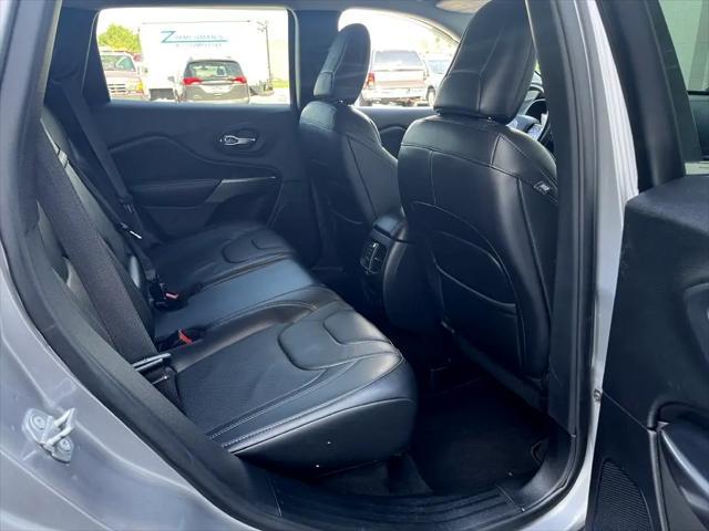 used 2019 Jeep Cherokee car, priced at $18,988