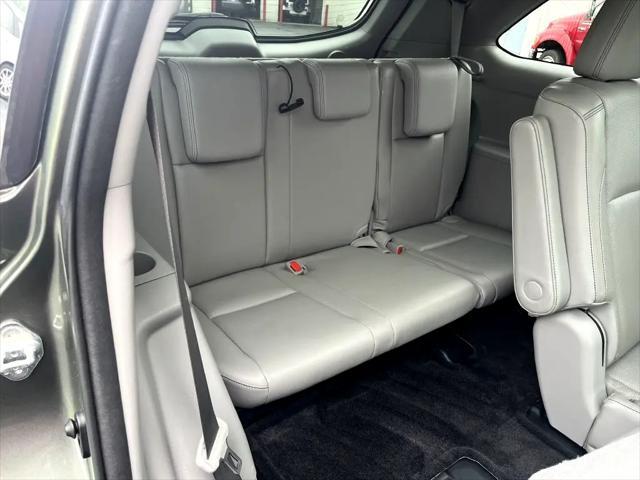 used 2015 Toyota Highlander car, priced at $19,995