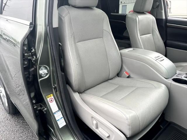 used 2015 Toyota Highlander car, priced at $19,995