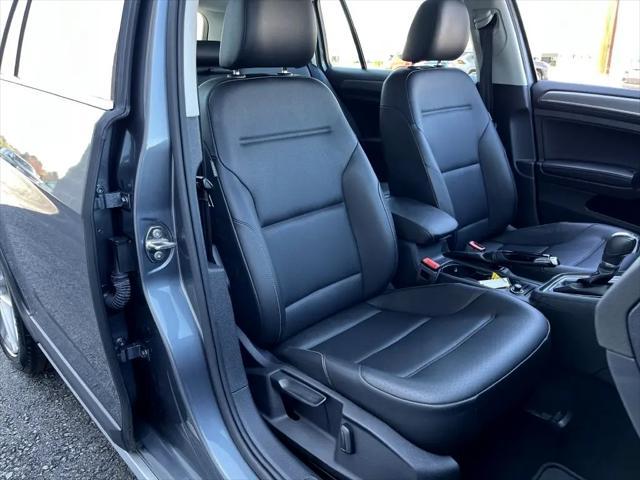 used 2018 Volkswagen Golf Alltrack car, priced at $15,995