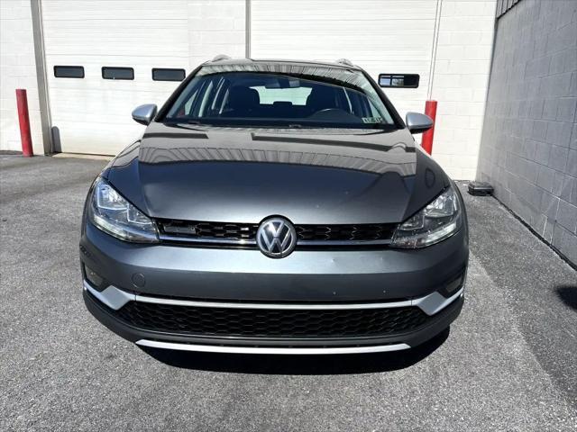 used 2018 Volkswagen Golf Alltrack car, priced at $15,995