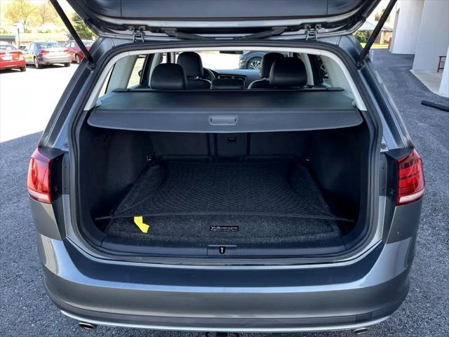 used 2018 Volkswagen Golf Alltrack car, priced at $15,995