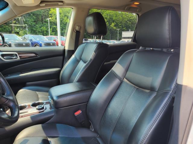 used 2016 Nissan Pathfinder car, priced at $12,592