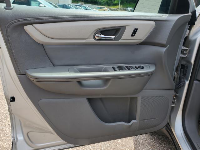 used 2016 Chevrolet Traverse car, priced at $12,997