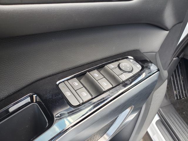 new 2025 Nissan Pathfinder car, priced at $43,884