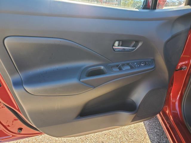 new 2025 Nissan Versa car, priced at $22,499