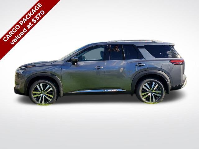 new 2025 Nissan Pathfinder car, priced at $45,647
