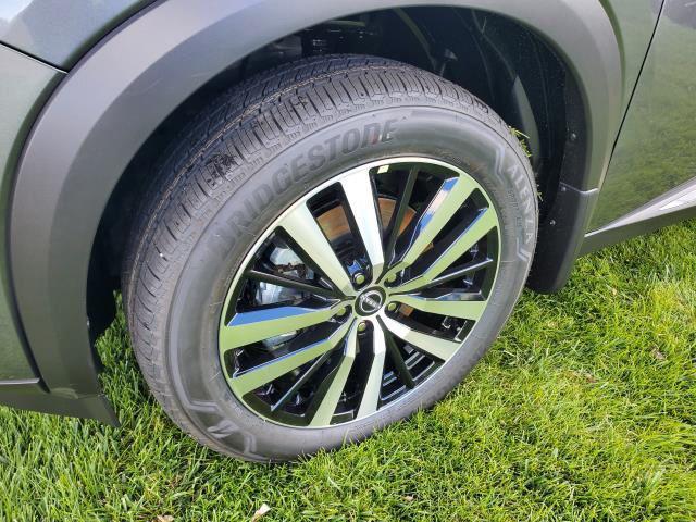 new 2025 Nissan Pathfinder car, priced at $45,647