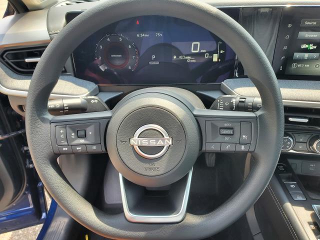 new 2025 Nissan Kicks car, priced at $28,034