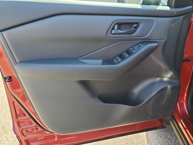 new 2025 Nissan Rogue car, priced at $31,475