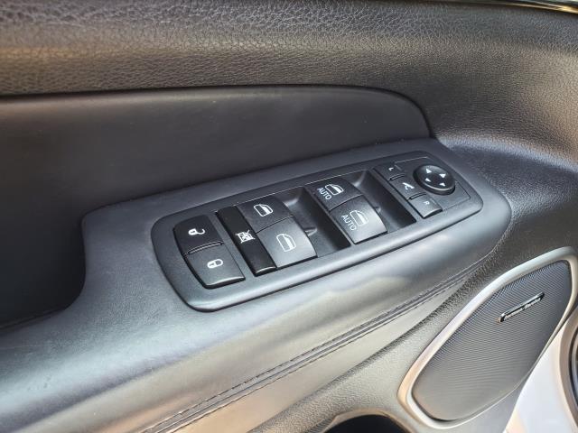 used 2020 Jeep Grand Cherokee car, priced at $22,555