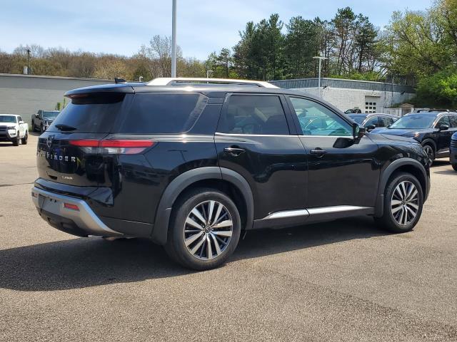 used 2022 Nissan Pathfinder car, priced at $30,792