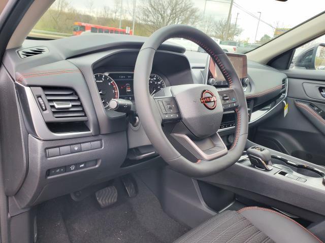 new 2025 Nissan Rogue car, priced at $32,051