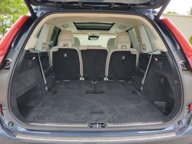 used 2022 Volvo XC90 Recharge Plug-In Hybrid car, priced at $47,997
