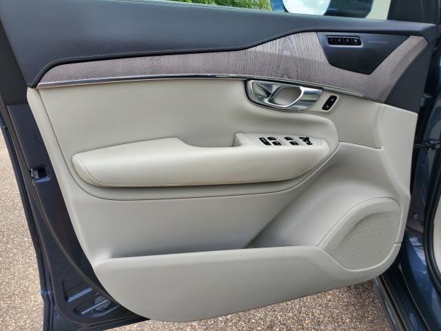 used 2022 Volvo XC90 Recharge Plug-In Hybrid car, priced at $47,997