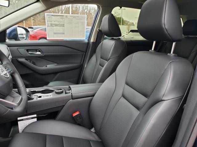 new 2025 Nissan Rogue car, priced at $33,985