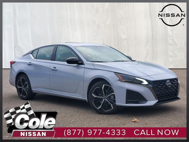 used 2023 Nissan Altima car, priced at $24,192