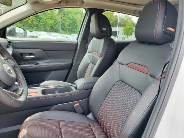 new 2025 Nissan Kicks car, priced at $31,748