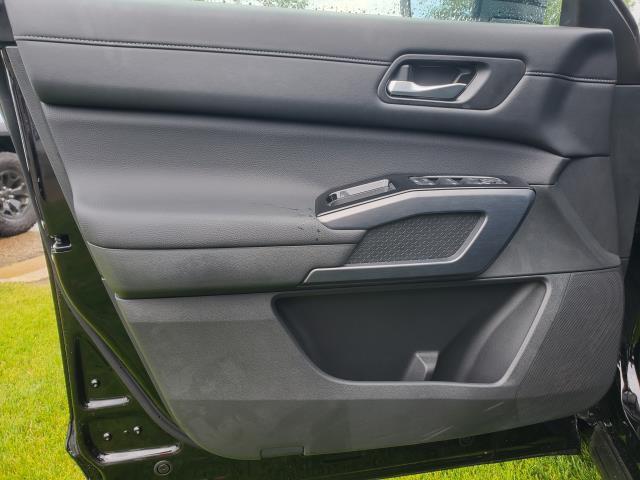 new 2025 Nissan Pathfinder car, priced at $47,143