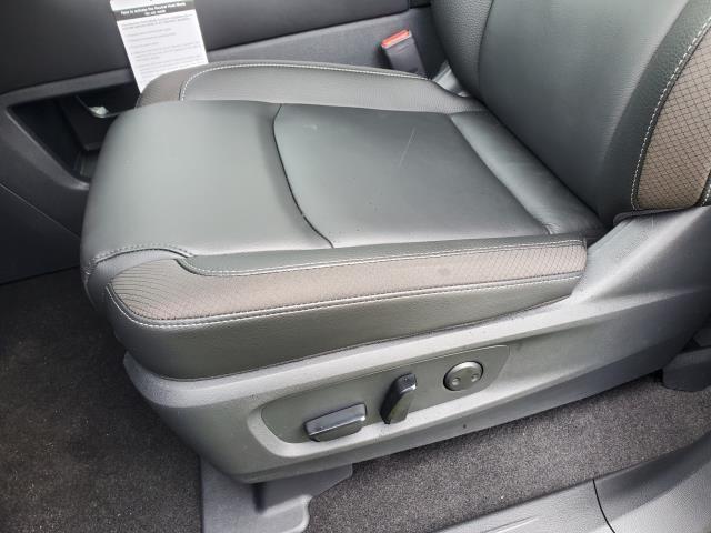 new 2025 Nissan Pathfinder car, priced at $47,143