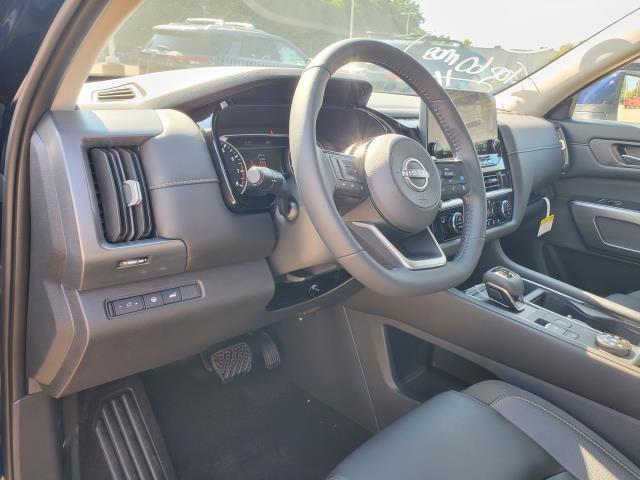 new 2025 Nissan Pathfinder car, priced at $39,086