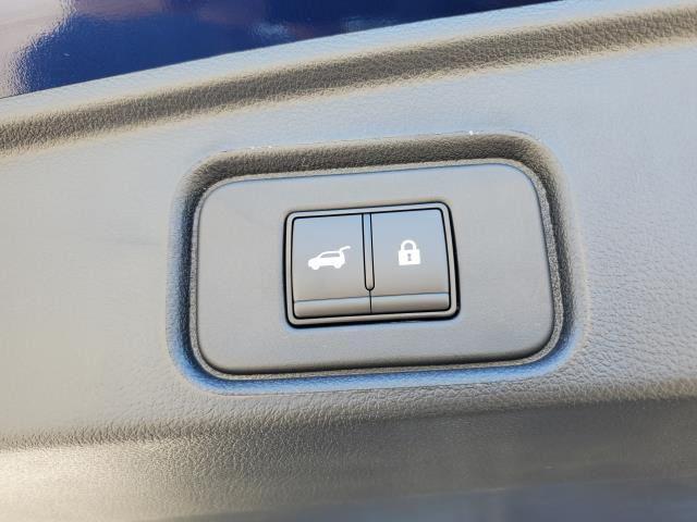 new 2025 Nissan Pathfinder car, priced at $39,086