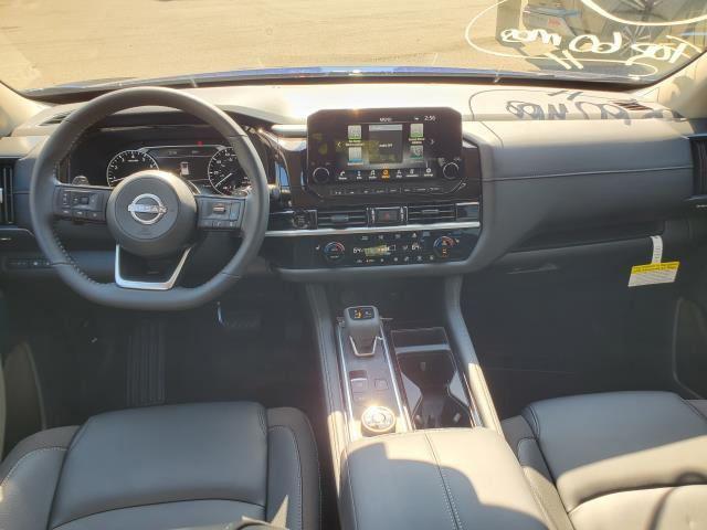 new 2025 Nissan Pathfinder car, priced at $39,086