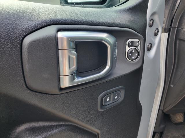 used 2023 Jeep Gladiator car, priced at $36,355