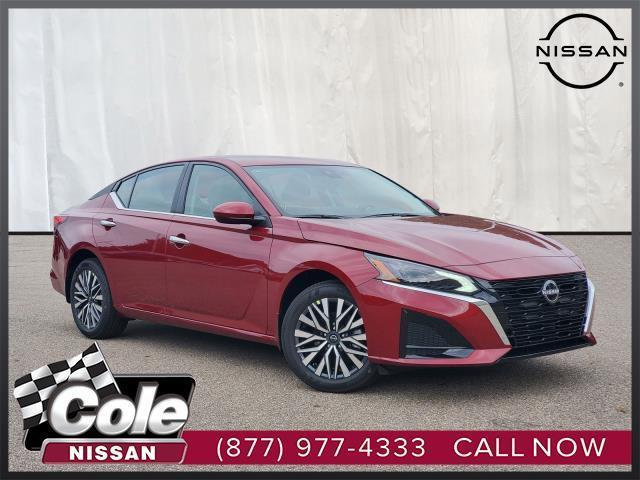 new 2025 Nissan Altima car, priced at $32,184