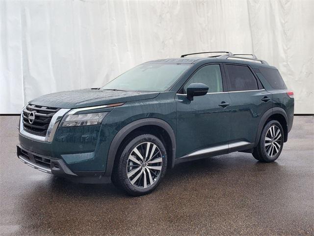 new 2025 Nissan Pathfinder car, priced at $50,380