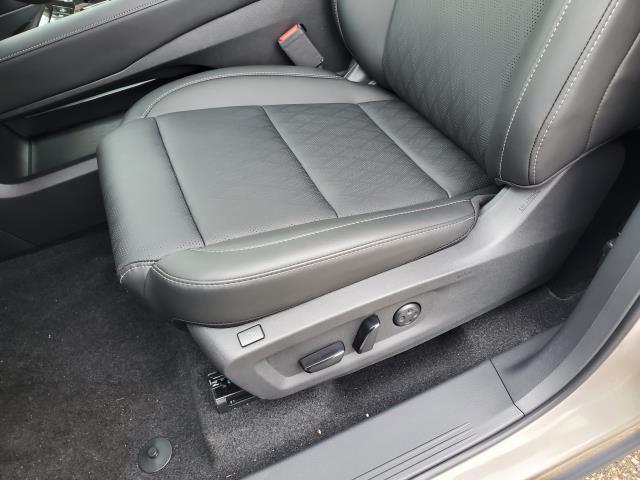 new 2025 Nissan Murano car, priced at $50,054