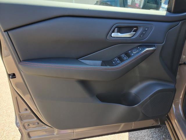 new 2025 Nissan Rogue car, priced at $33,551