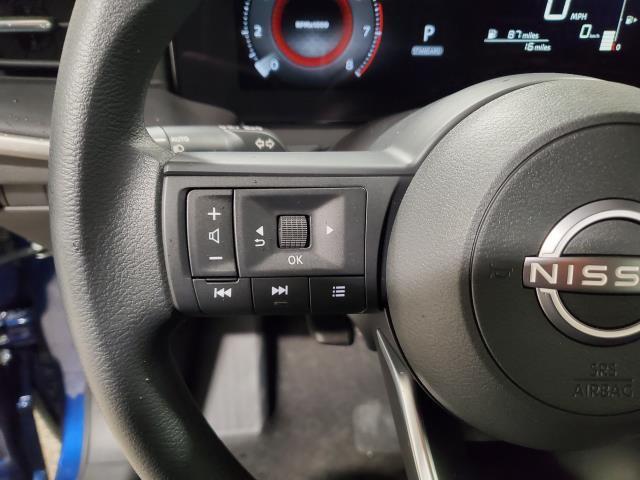 new 2025 Nissan Kicks car, priced at $24,680