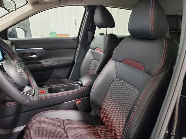 new 2025 Nissan Kicks car, priced at $29,365
