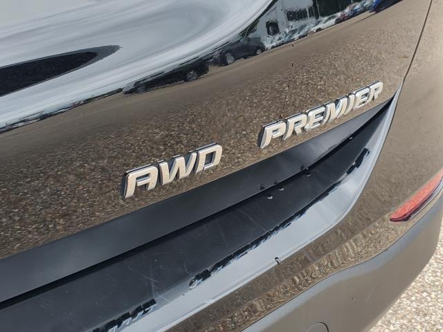 used 2022 Chevrolet Equinox car, priced at $23,055