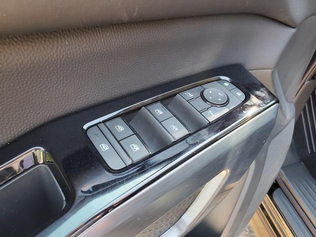 new 2025 Nissan Pathfinder car, priced at $44,119