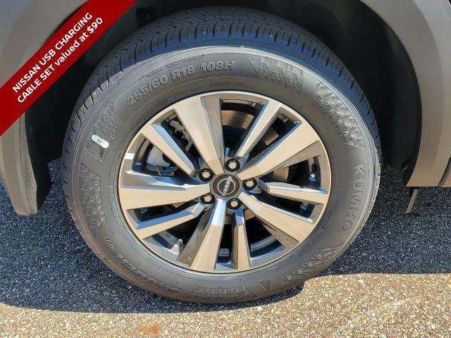 new 2025 Nissan Pathfinder car, priced at $44,119