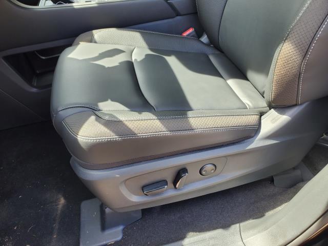 new 2025 Nissan Pathfinder car, priced at $42,707