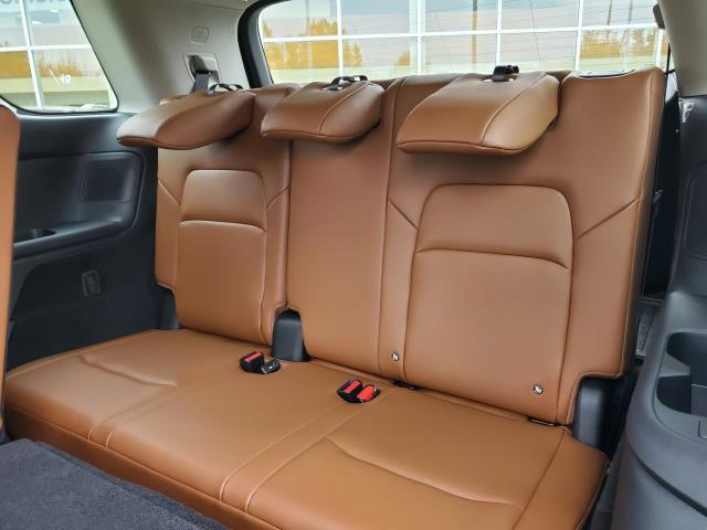 new 2025 Nissan Pathfinder car, priced at $45,622