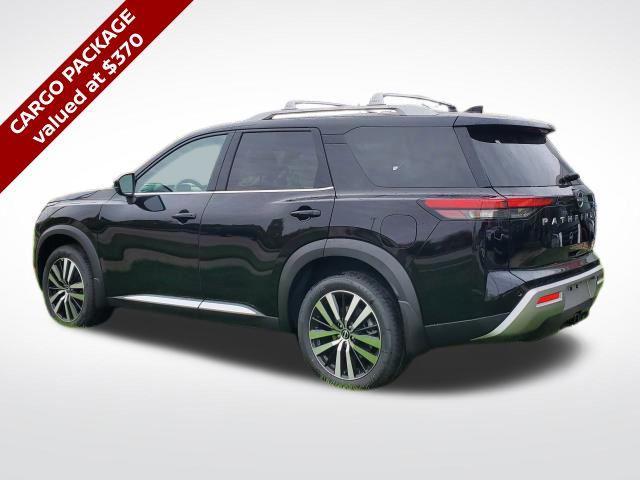 new 2025 Nissan Pathfinder car, priced at $45,622