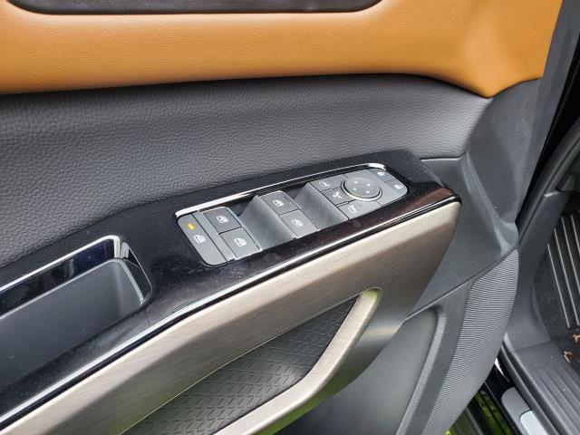 new 2025 Nissan Pathfinder car, priced at $45,622