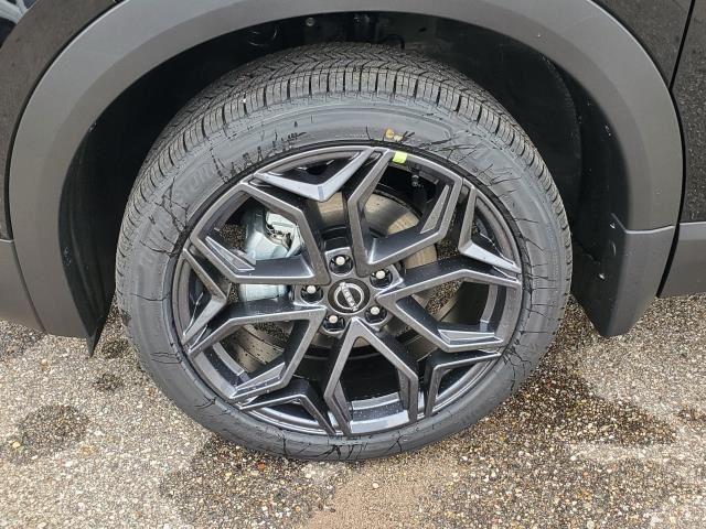 new 2026 Nissan Kicks car, priced at $31,252