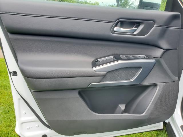 new 2025 Nissan Pathfinder car, priced at $47,543