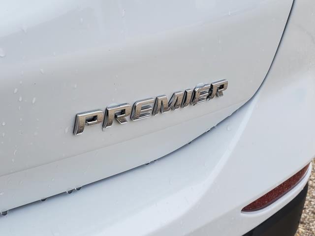 used 2022 Chevrolet Equinox car, priced at $24,525