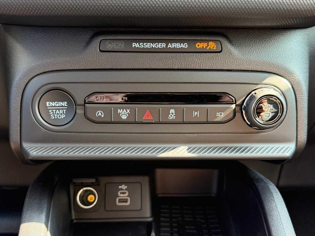 new 2025 Ford Bronco Sport car, priced at $39,853