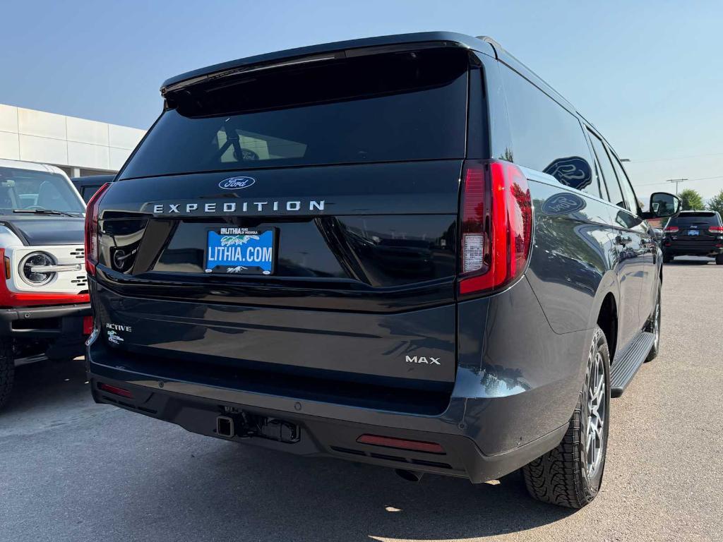 new 2025 Ford Expedition Max car, priced at $76,010