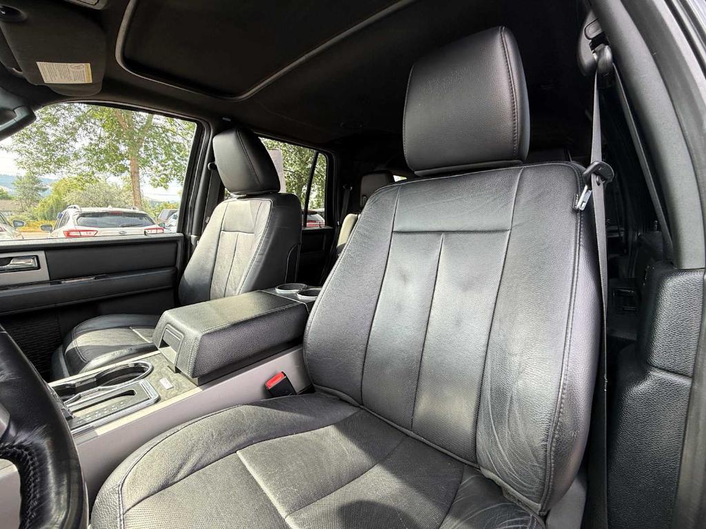 used 2016 Ford Expedition car, priced at $14,933