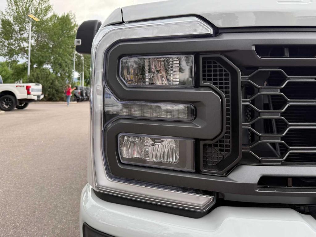 new 2025 Ford F-250 car, priced at $58,727